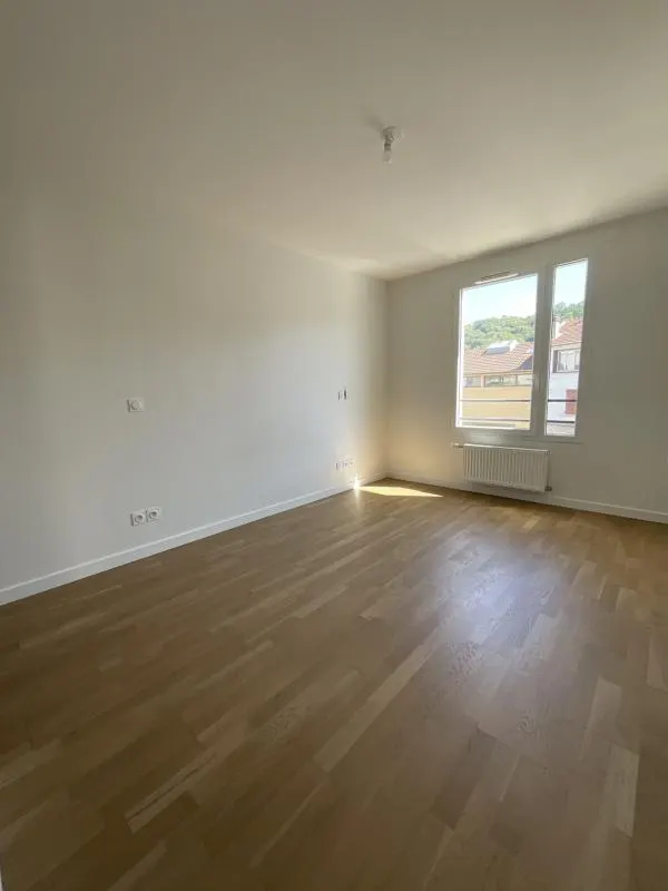 3 pièces 64m2 avec terrasse : photo 10 sur 11