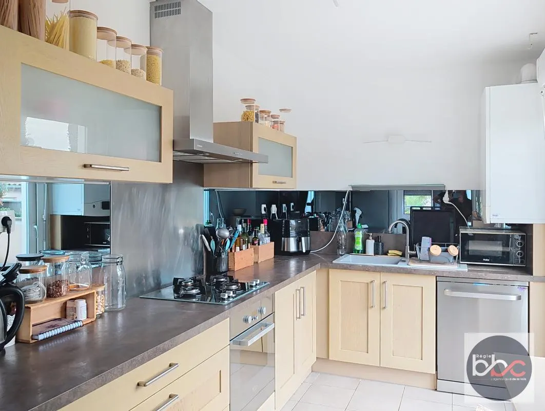 APPARTEMENT 2 CHAMBRES - LA GRIVE : photo 3 sur 5